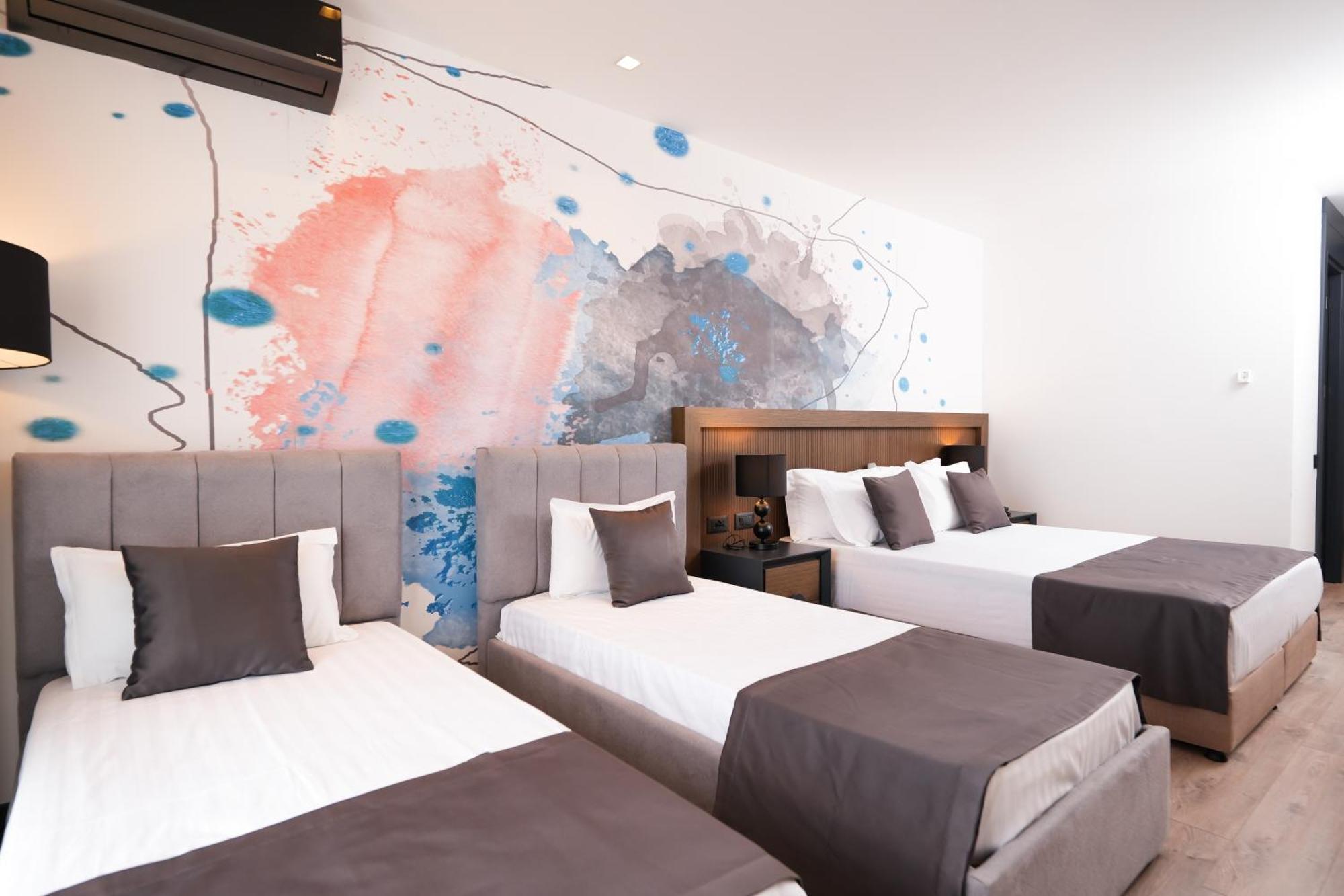 Palladium Hotel- Private Included